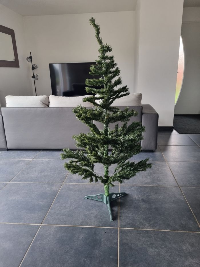 Sapin artificiel vert - photo numéro 2