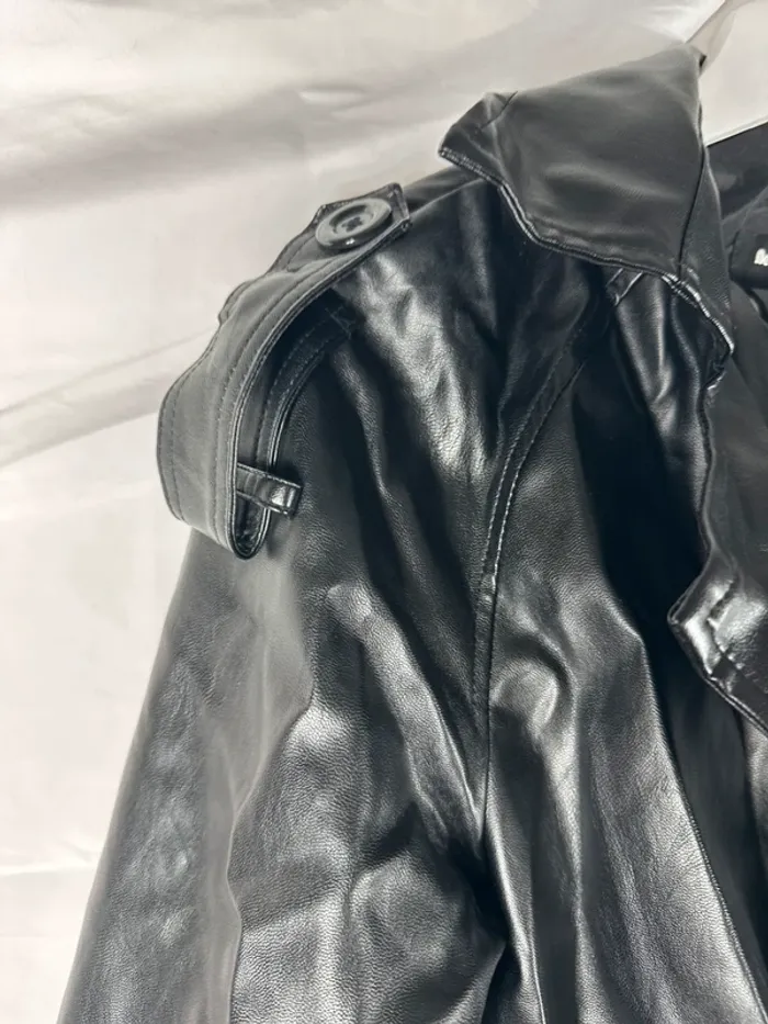 Veste longue en faux cuir noir YesStyle - photo numéro 4
