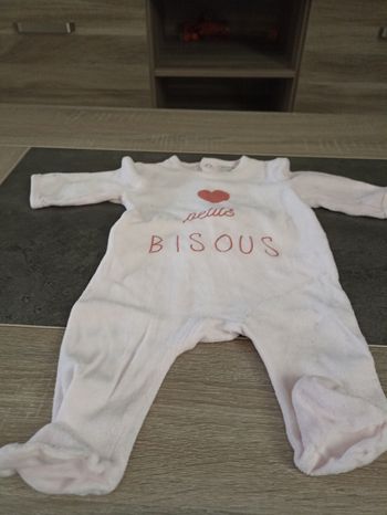 Pyjama en velours petits bisous
