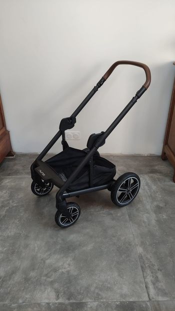 Lot NUNA Poussette  et cosy