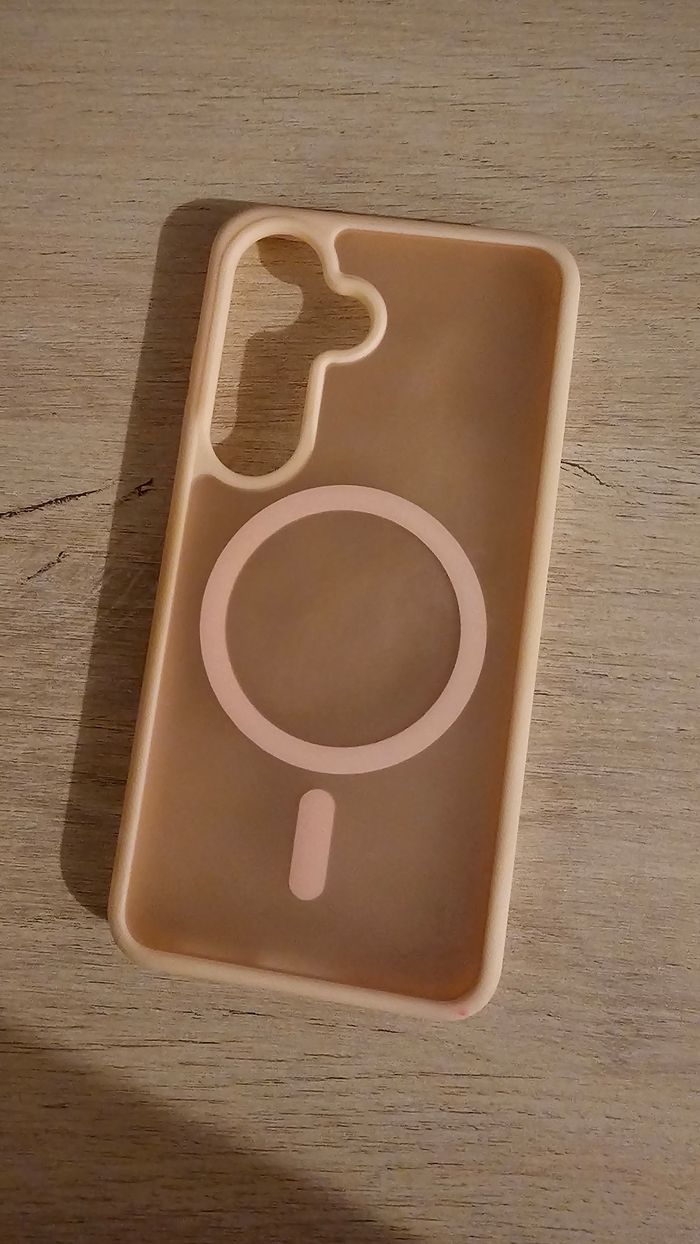 Coque s25 - photo numéro 2