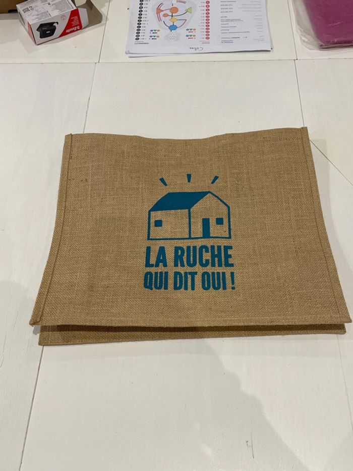 Lot de 10 sacs en jute « la ruche qui dit oui » - photo numéro 2