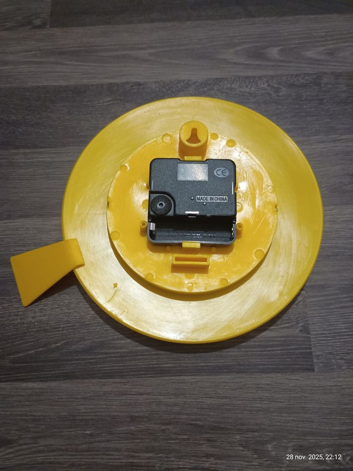 Horloge "Le roi Lion" - photo numéro 5