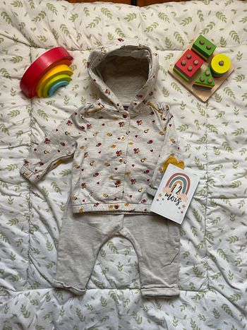 ensemble 2 pièces gilet à capuche gris à motifs et pantalon gris 12 mois sergent major