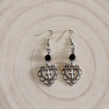 Boucle d'oreille de style gothique