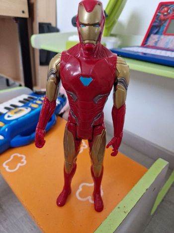 Figurine