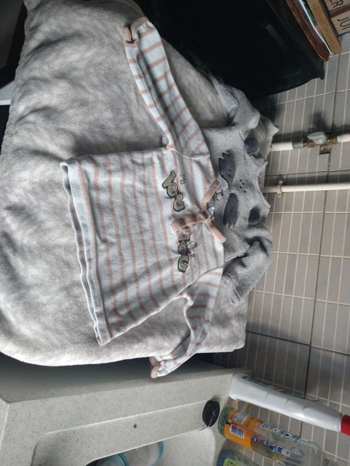 Lot de pyjamas 12 mois - photo numéro 3