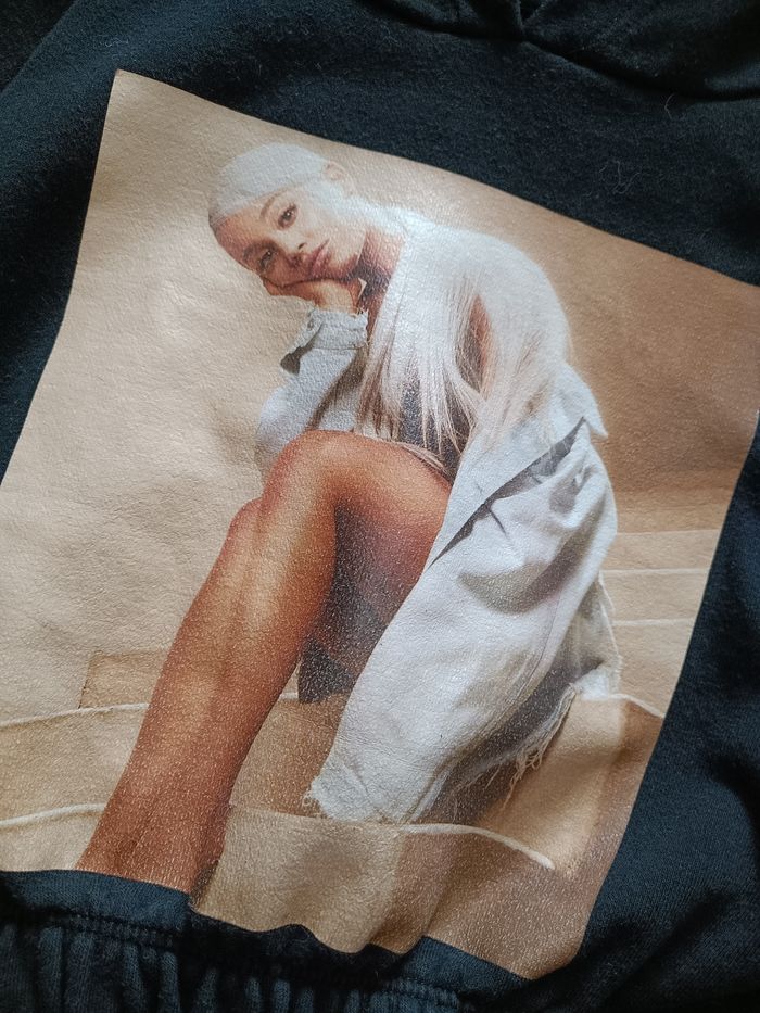 Sweat court Adriana Grande H&M 7-8 ans - photo numéro 2