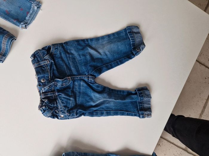 Lot 7 jeans 12 mois fille - photo numéro 4