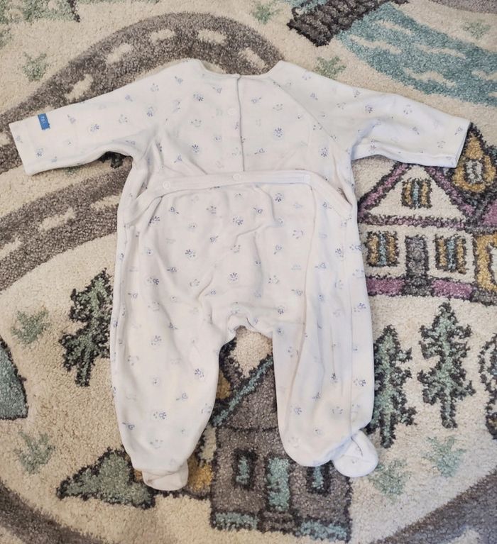 Pyjama 👶🏼 - photo numéro 2