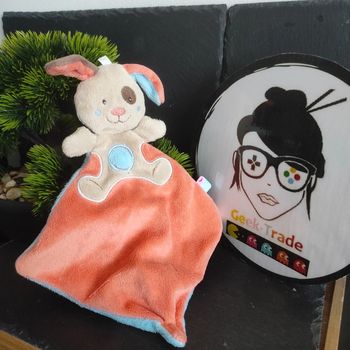 doudou sucre d'orge Lapin Bleu Orange Beige Marron Cocard #geektradedoudou