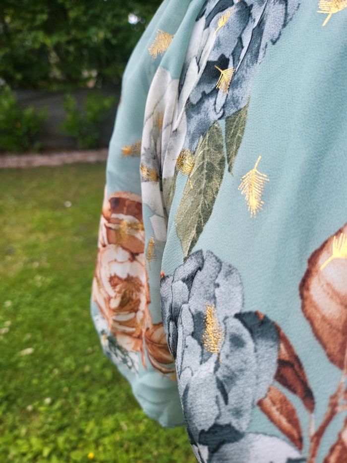 Robe fluide légère floral dorée mariage témoin M L - photo numéro 3