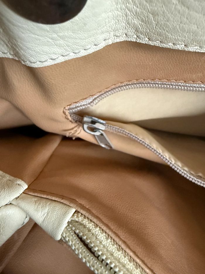Sac à main en cuir Lancel - photo numéro 11