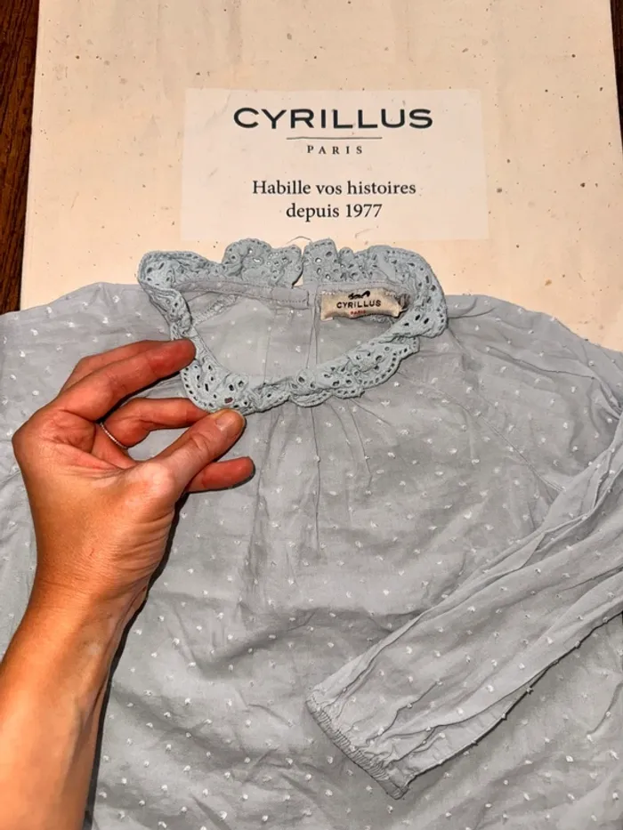 Blouse Cyrillus plumetis 36 mois