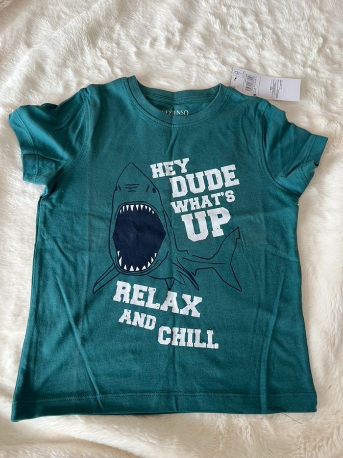 Tee shirt