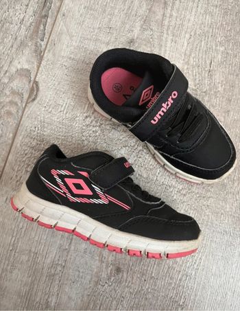 Chaussures baskets fille Umbro, 24