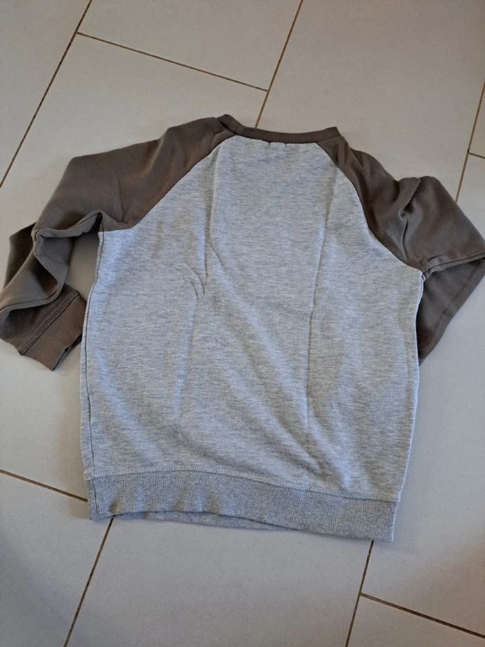 Sweat 10 ans - photo numéro 2