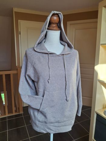 Pull capuche taupe neuf L/XL