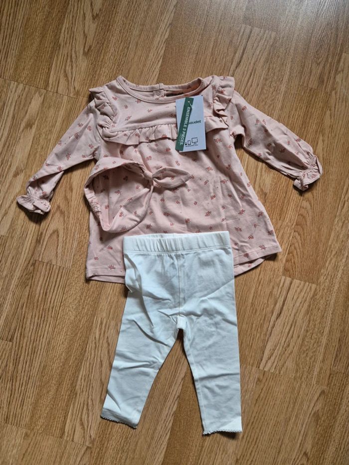 Ensemble vertbaudet 6 mois