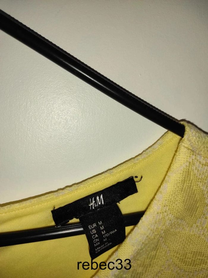 Robe jaune pâle  h&m - photo numéro 2