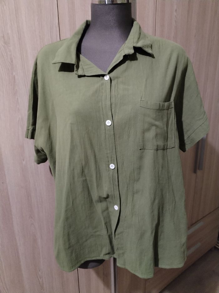 Chemise femme manches courtes taille 50