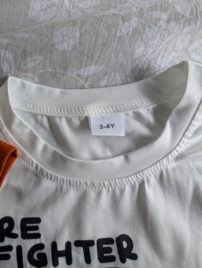 Ensemble short neufs - photo numéro 2