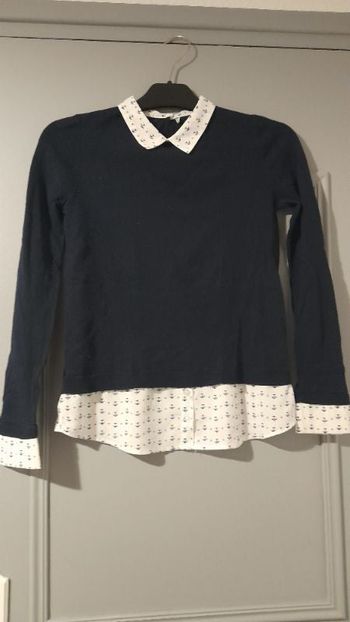 Pull léger peut faire tunique avec collorette blanche avec petits dessins encre de bateaux