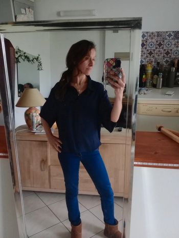 Blouse femme 48 bleu marine et noire c55