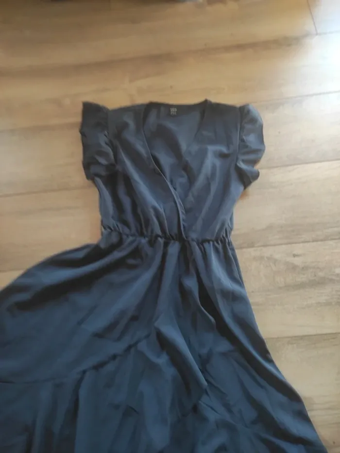 Robe taille 36 38 - photo numéro 3