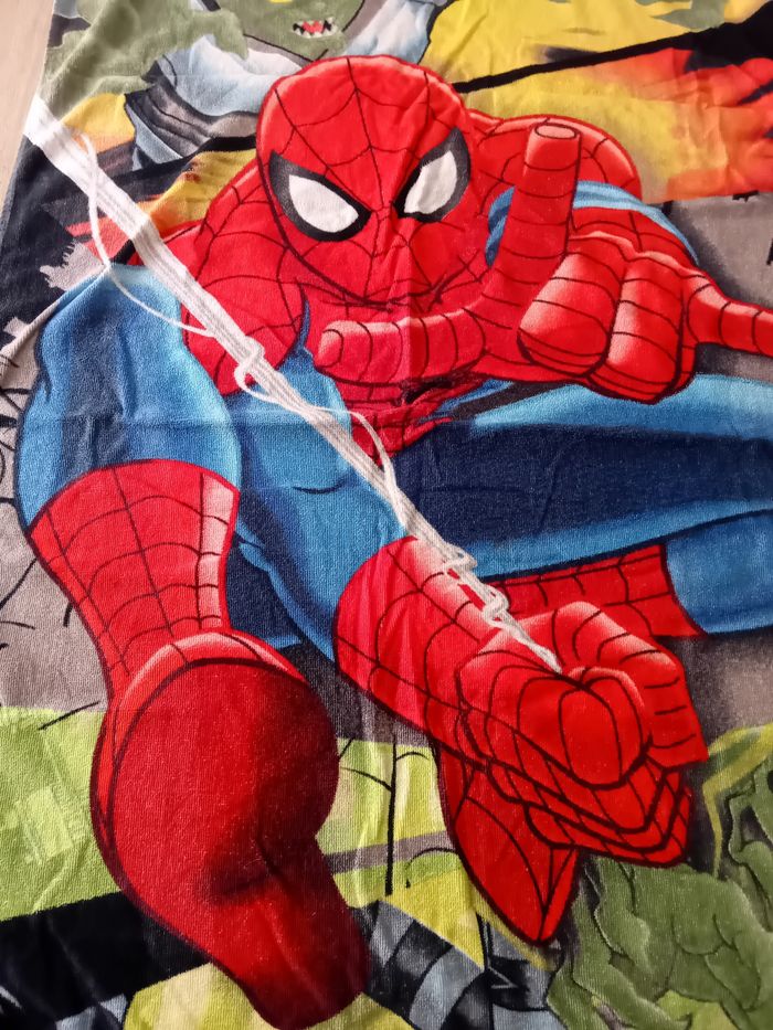 Lot 2 serviettes Spiderman - photo numéro 3