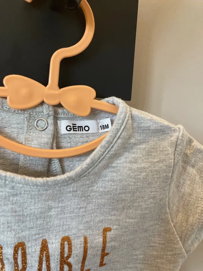 Robe neuve Gémo grise taille 18 mois - photo numéro 3