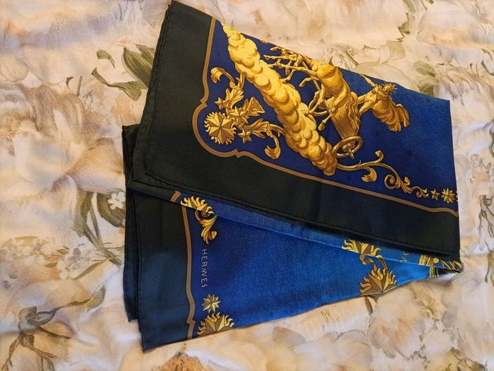 Foulard Hermes 90×90 Carrée vu - photo numéro 5
