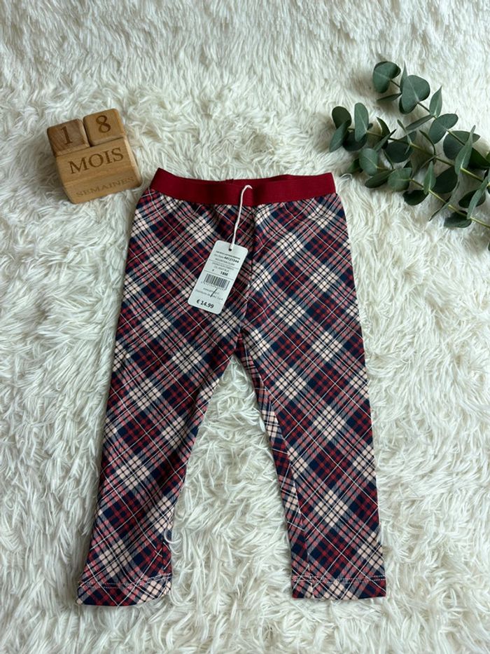 Legging Primigi taille 18 mois