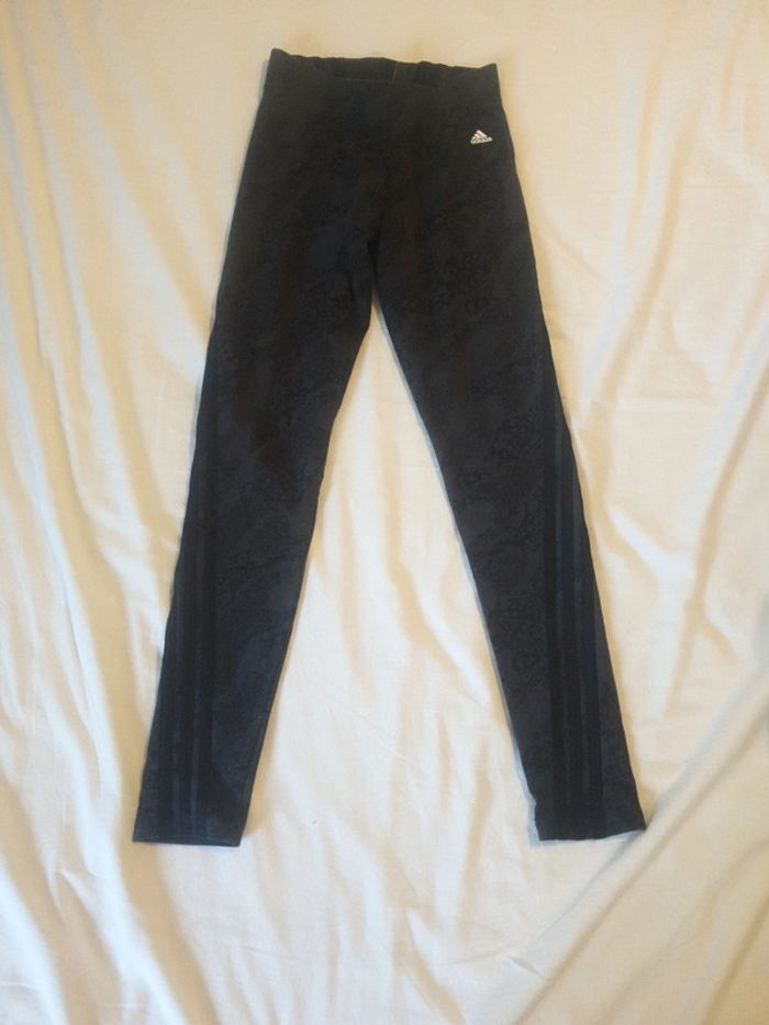 Comme neuf leggings sport marque Adidas taille XS