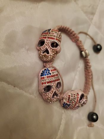 Bracelet tête de mort