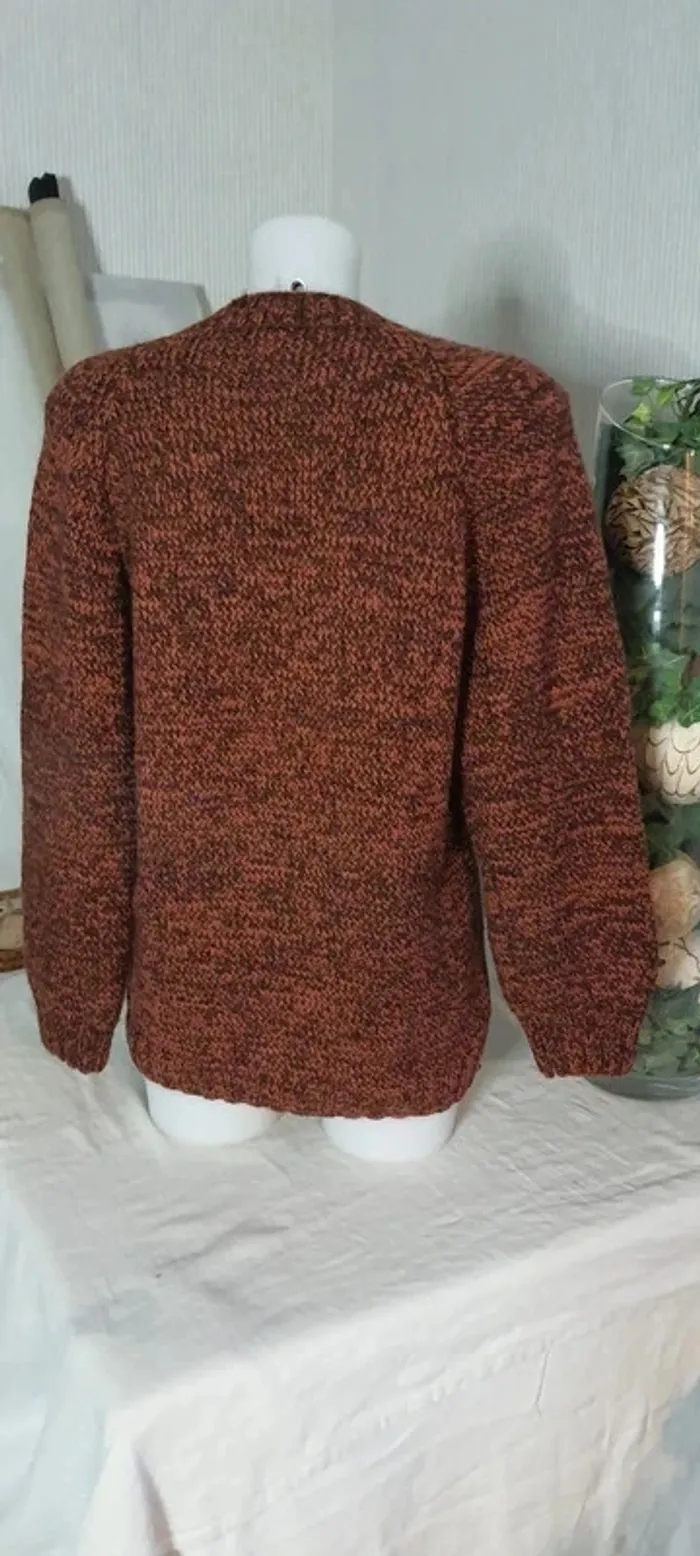 Pull chiné brique col V femme fait main taille M - photo numéro 4