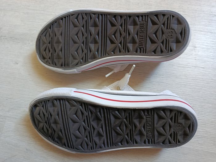 Chaussures pointure 33 - photo numéro 8