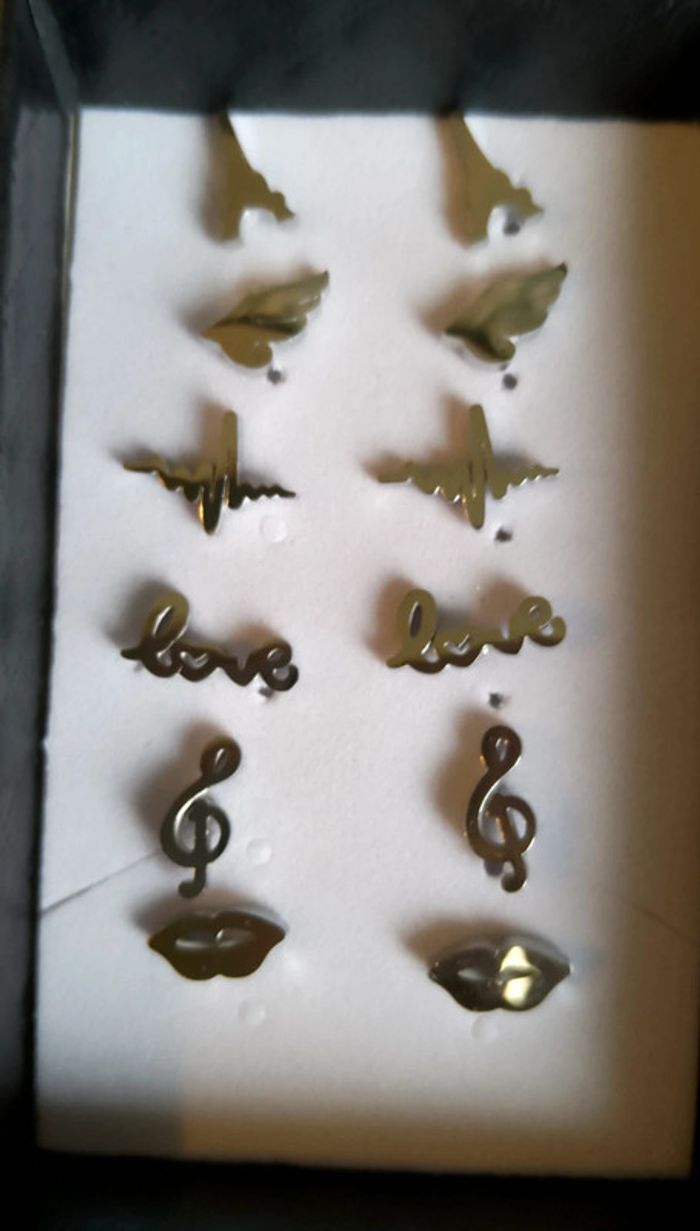 Lot boucles d'oreilles - photo numéro 2