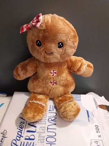 Peluche pain d’épice fille Pepco