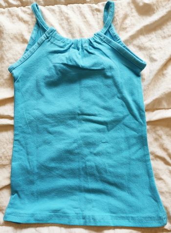 Top fille 4 ans neuf / Basic