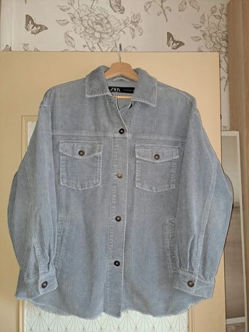 Veste velours femme zara XS comme neuve grise tire sur violet léger