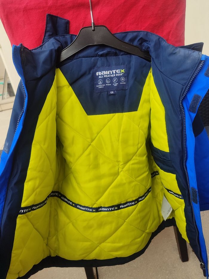 Blouson 8 ans - photo numéro 3