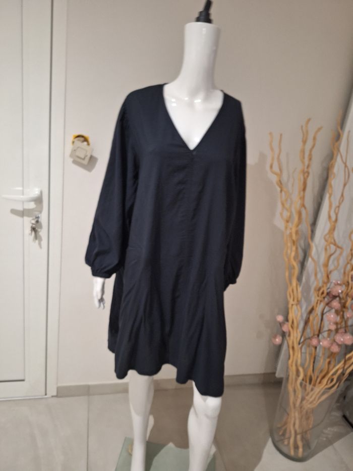 Robe h&m  Taille L - photo numéro 3