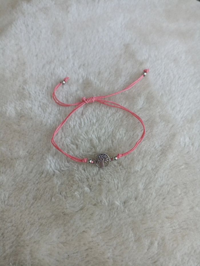 Bracelet cordon rose charme arbre