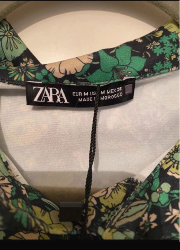 ZARA Robe Imprimé Géométrique Vert neuf avec étiquette taille M neuf avec étiquette - photo numéro 2