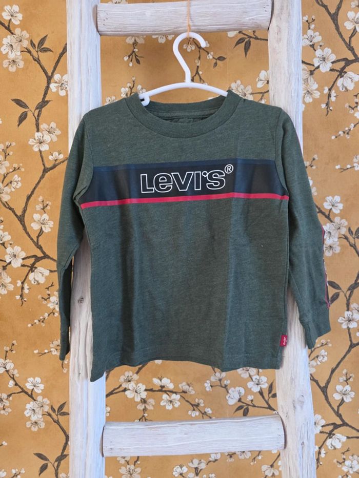 Tee-shirt