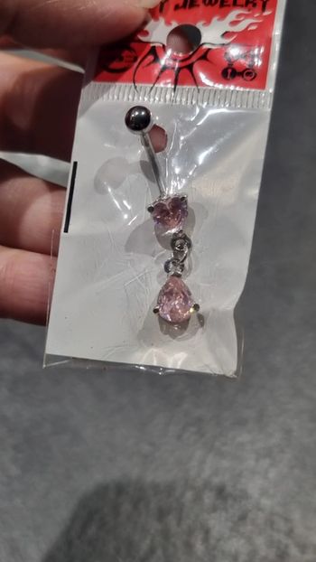 Piercing rose