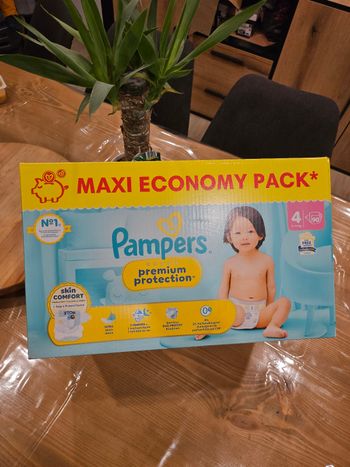 Carton de 90 couches Pampers Premium protection taille 4 Neuf 🌸