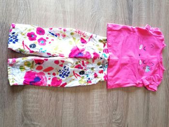 Tee-shirt + pantalon