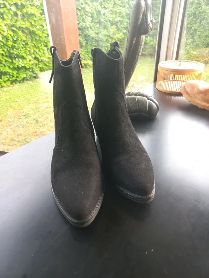 Botes noires